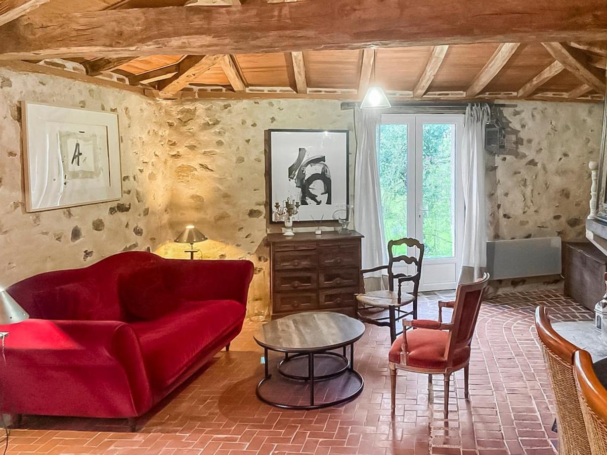 Le Clos Des Ecorcins - Terrasse - Parking Prive Saint-Amand-sur-Sevre Extérieur photo